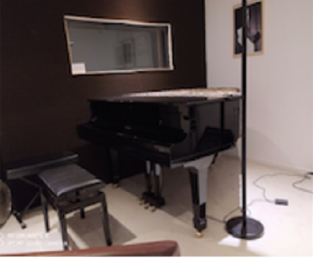 Salle de cours piano - Bill Evans Piano Academy.png