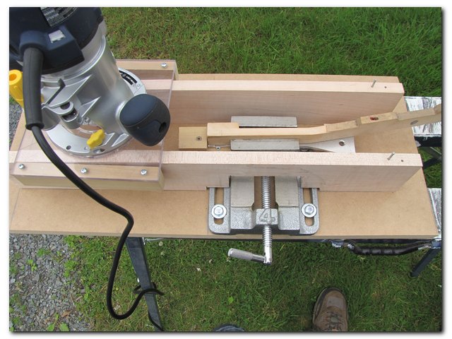 support pour surfacer les touches - d'autre smontages sont possibles.