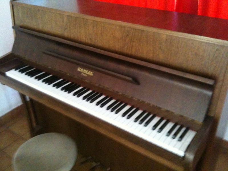photo piano2.JPG