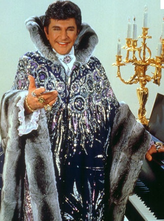 Liberace dans ses oeuvres